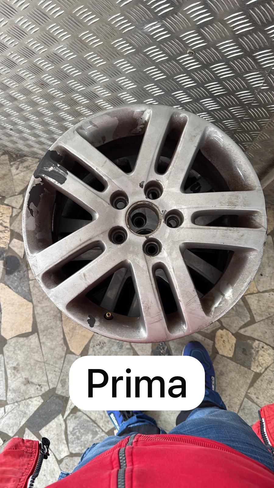 Cerchio prima dell'intervento mostrato in dettaglio